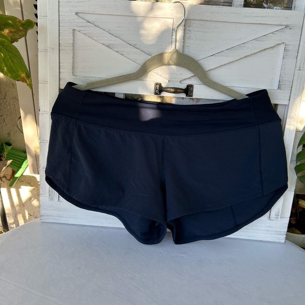 Lululemon women’s shorts
